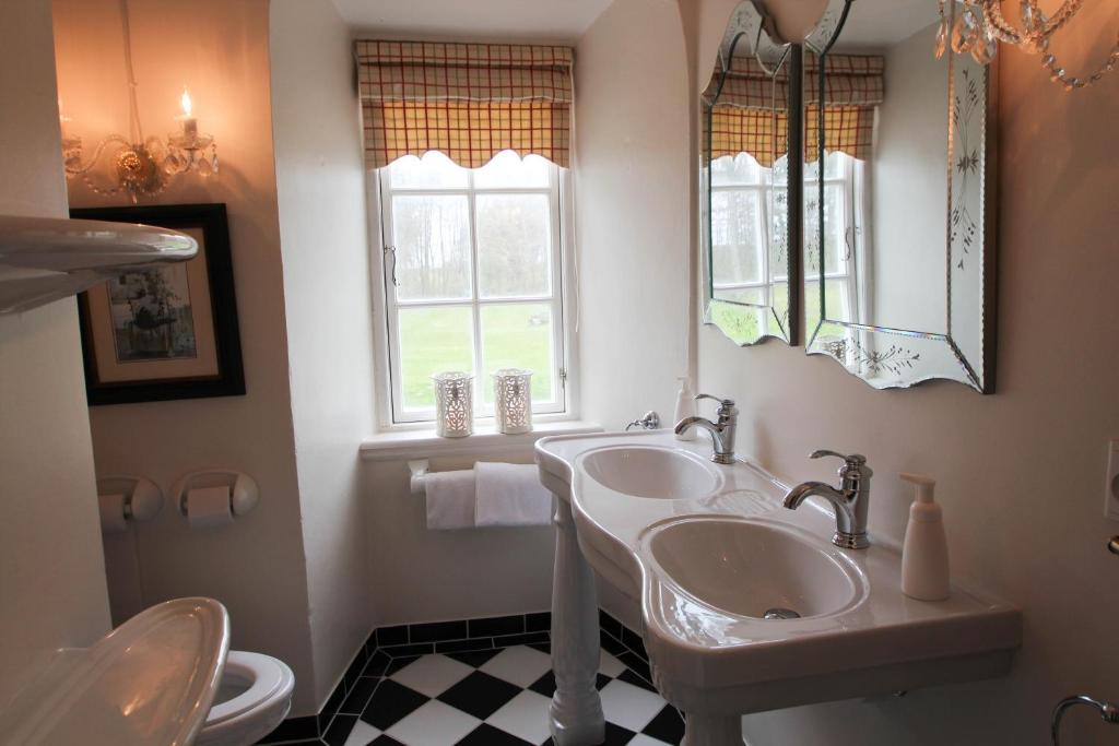 Vraa Slotshotel Tylstrup